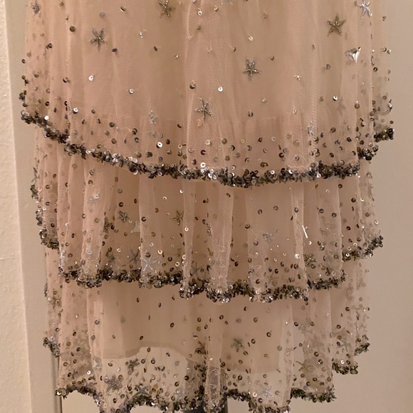 BNWT! ✨Joie Geddy Sequin Star Champagne Dress🌟 - Picture 8 of 11